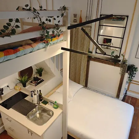 Studio Lumineux Et Fleuri Idealement Situe Apartment Caen